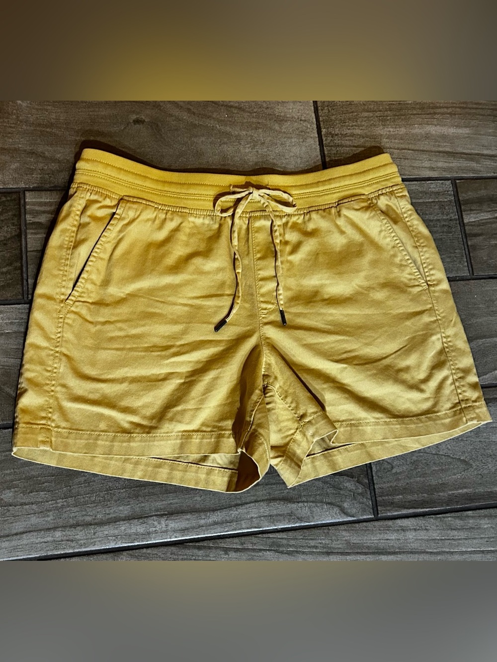 Orvis Yellow Drawstring Athletic Shorts